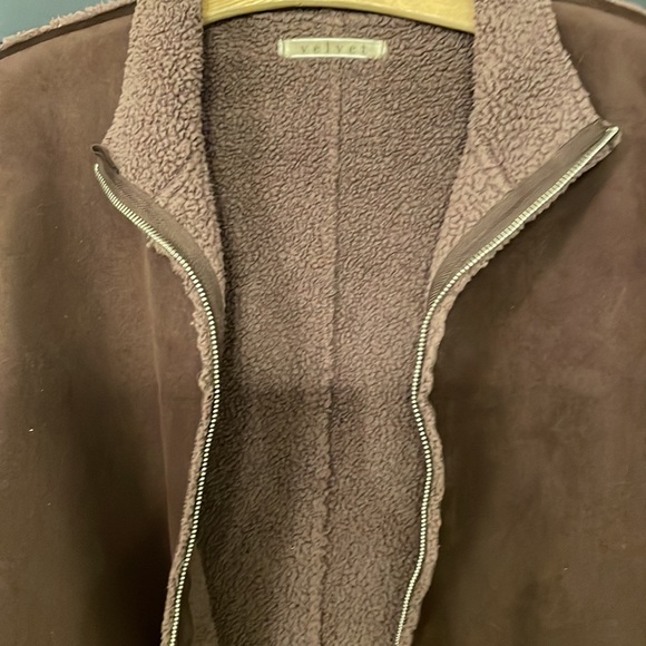 Velvet brand zip up with Sherpa lining - Picture 4 of 4